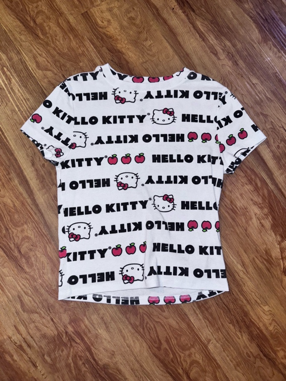 Girls size Large Sanrio Hello Kitty Short Sleeve Top Allover Print Bioworld whit